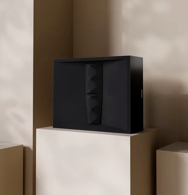 Spitfire Q 4-5, Black